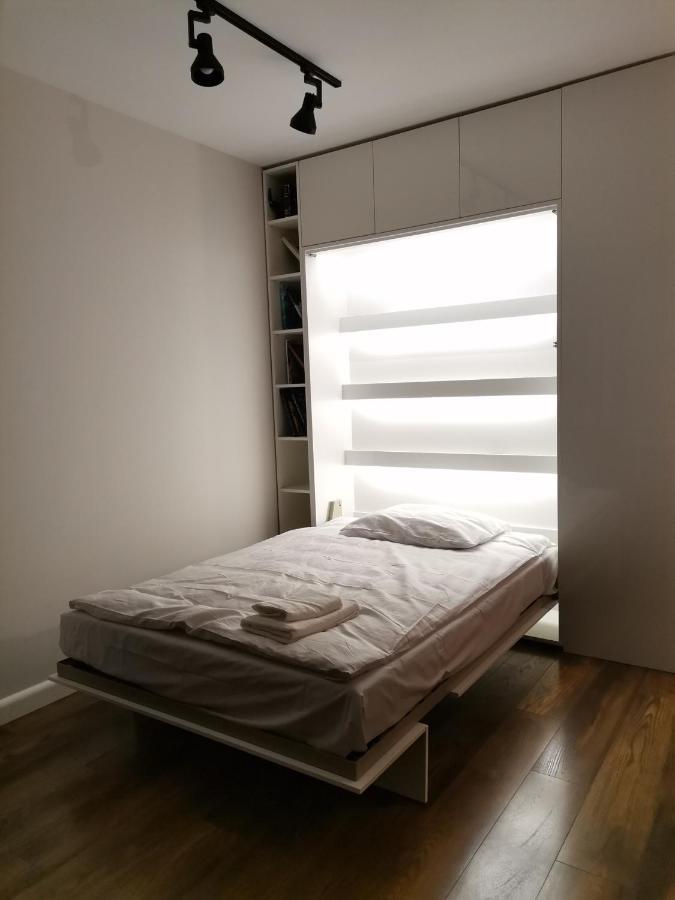 Ferienwohnung Nowoczesny Apartament Z Widokiem Warschau Exterior foto